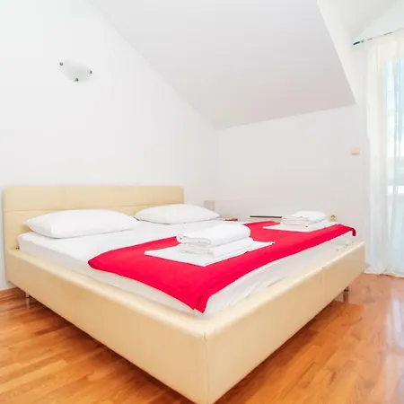 Mediterranean Blue Apartman *